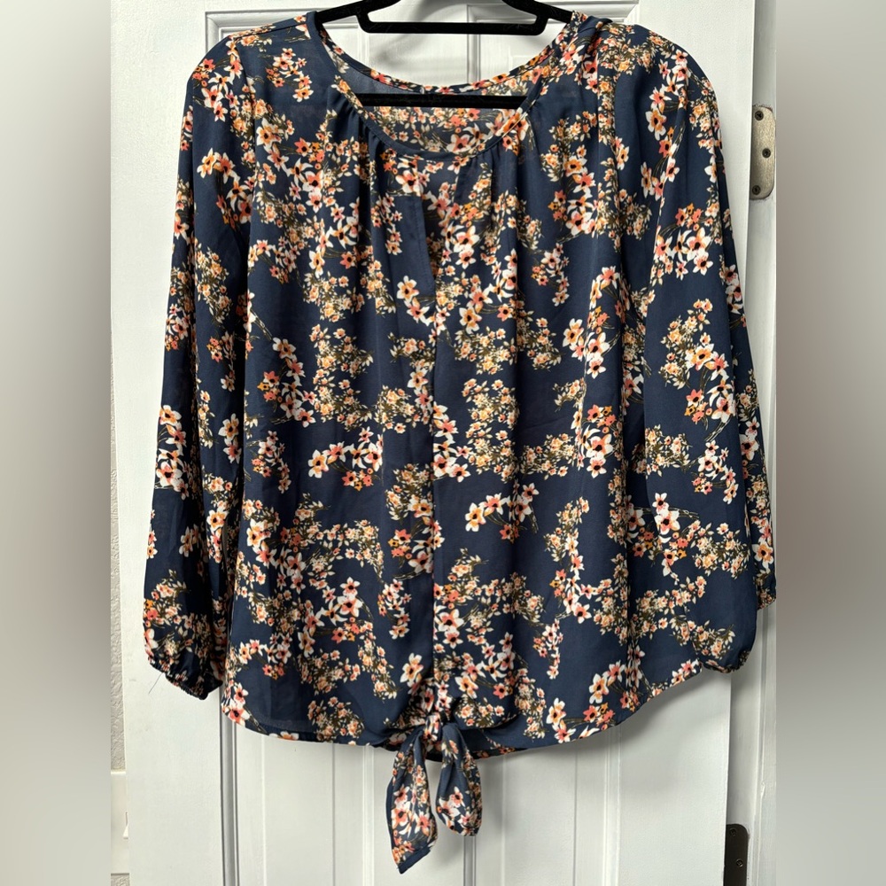West Kei Beacon Casiya tie-front blouse size L